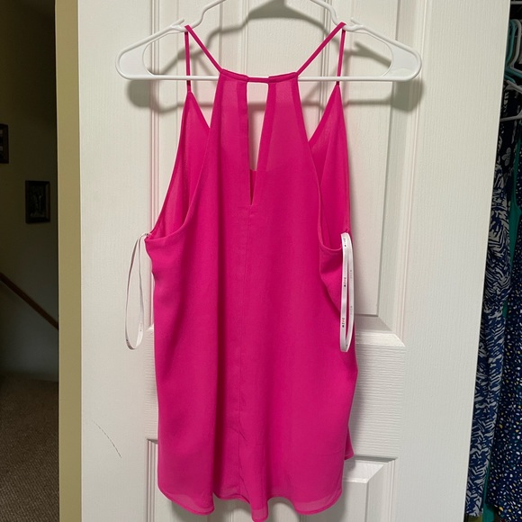 Pink chiffon tank - Picture 2 of 3